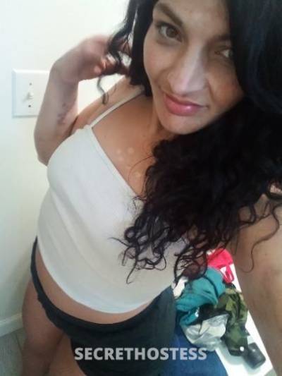 29 year old Escort in Raleigh-Durham NC sweet cute girl next door but naughty as your fantasies