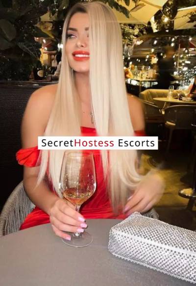 26 Year Old Brazilian Escort Madrid Blonde - Image 4