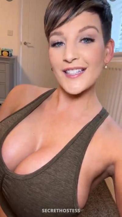 27 year old Escort in Philadelphia PA Text me if you are interested in my service xxxx-xxx-xxx