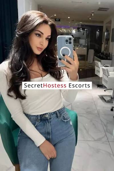 24 Year Old Russian Escort Milan - Image 1