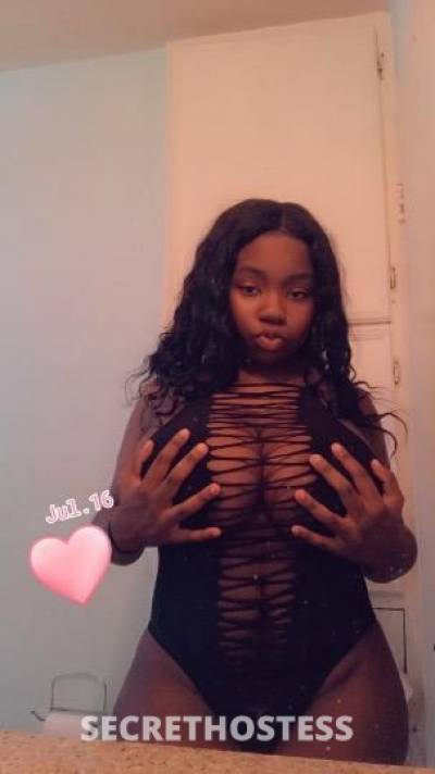25 year old Escort in College Station TX ChocolateFanTASTY