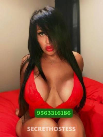 27 year old Escort in Laredo TX Trans sexy nalgona y muy tetona