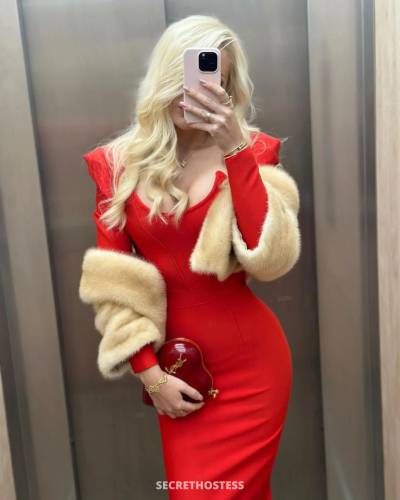 29 Year Old Escort Lisbon Blonde - Image 1