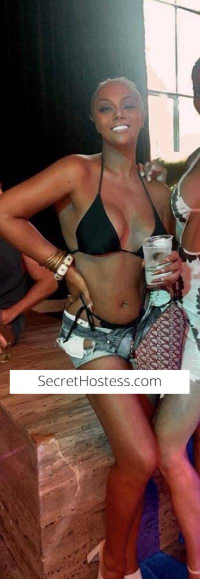 30 Year Old Escort in Potts Point - Image 2