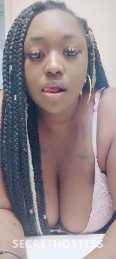 24 year old Indonesian Escort in Fayetteville AR New face *not your average escort come experience everything