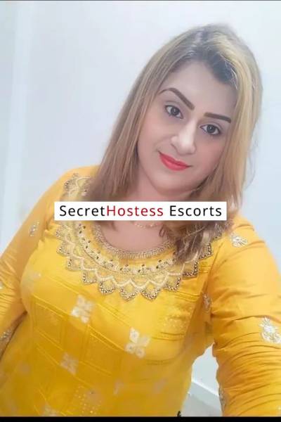 26 Year Old Pakistani Escort Muscat - Image 2