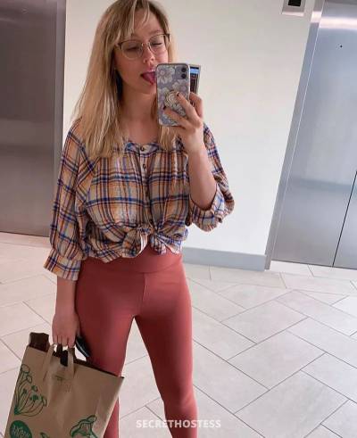 25 year old Escort in Eau Claire WI xxxx-xxx-xxx HMU if you’re down to fuck ... Ask for my 