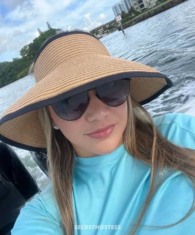 38 year old Escort in Colorado Springs CO xxxx-xxx-xxx Dinner out. Bills on me