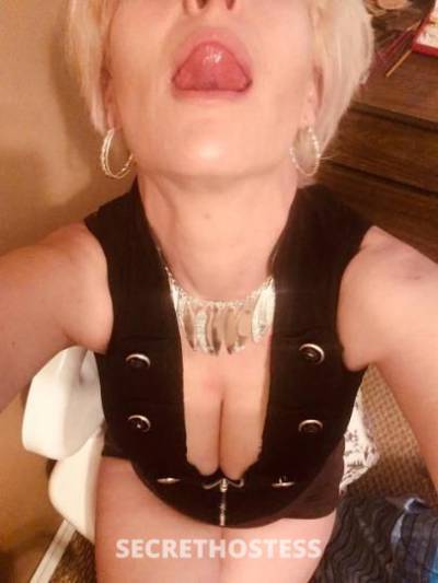 LaceyBanks 43Yrs Old Escort Calgary Image - 3