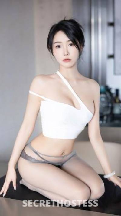 25 year old Asian Escort in Chico CA ......Longfellow Ave Asian Girls Incall Only ..Just walk in 