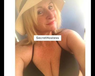 Sexy milf ready and waiting female escort in Stockton-on-Tees