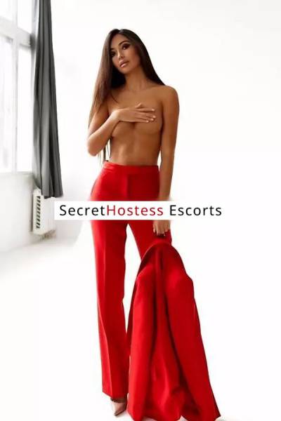 27 Year Old Italian Escort Marbella - Image 4