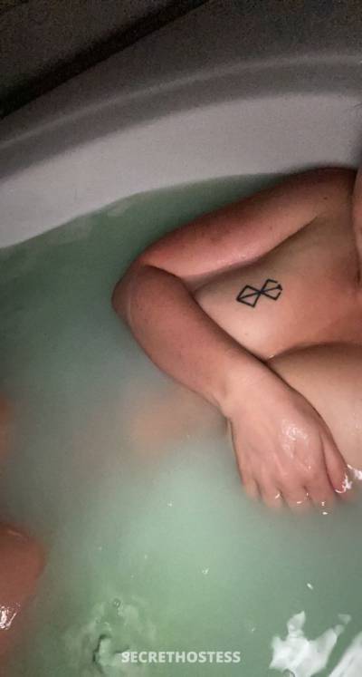 25 year old Escort in Orange County CA ..WET GIRL.✨ B-B-B-J.✅NURU .Table Shower .BODY MASSAGE. 