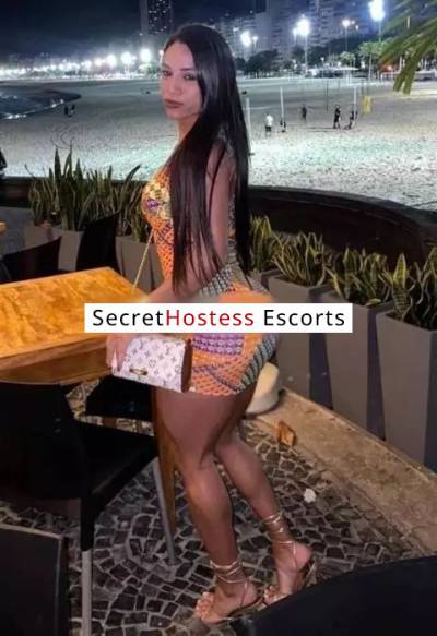 24 Year Old Brazilian Escort Split - Image 5