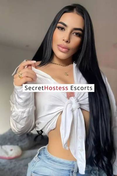 25 Year Old Colombian Escort San Giljan - Image 3