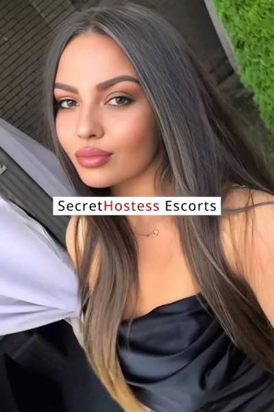 Zuchi 25Yrs Old Escort 50KG 170CM Tall Budapest Image - 2