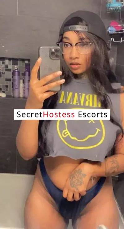 27 Year Old American Escort Accra - Image 1