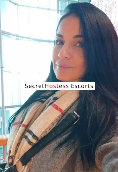 28 Year Old Colombian Escort Zagreb - Image 9