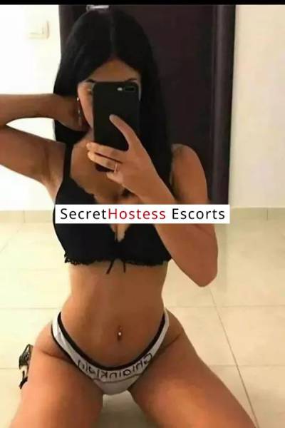 29 Year Old Colombian Escort Vienna - Image 2