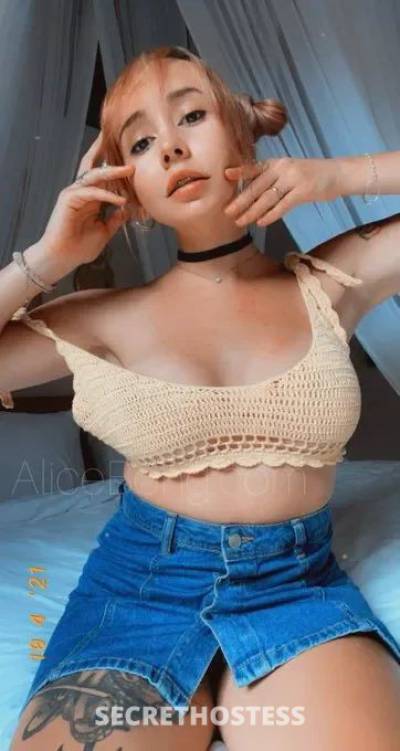 Alice bong 27Yrs Old Escort Glens Falls NY Image - 2