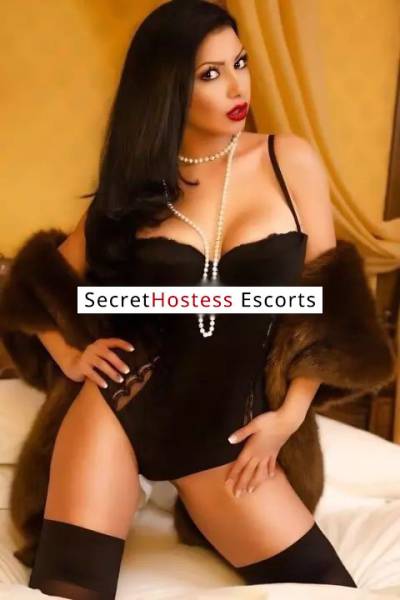 40 Year Old Romanian Escort Bucharest - Image 4