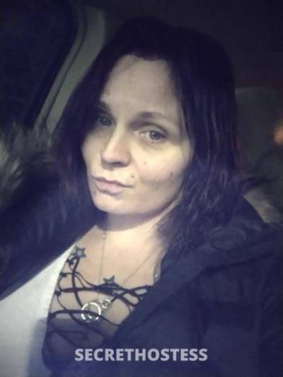 31 year old Escort in Edmonton I love my job