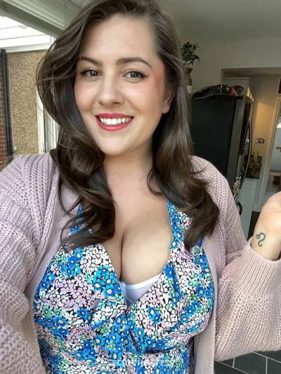 30 year old Escort in Monroe MI xxxx-xxx-xxx Snapchat: cherylheape ....II squirt . and ready