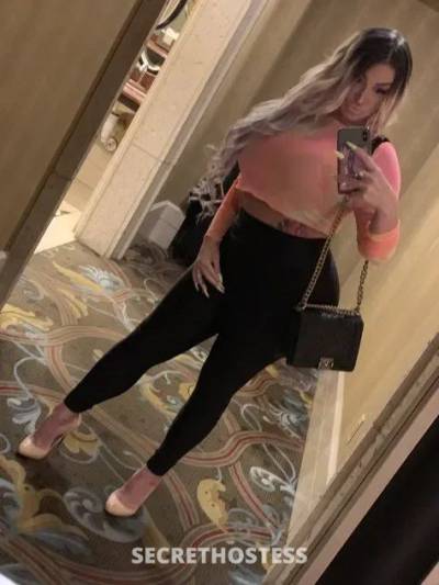 27 year old Escort in Everett WA xxxx-xxx-xxx Smoking hot blonde