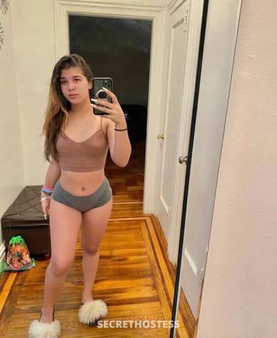 25 year old Latino Escort in Show Low AZ xxxx-xxx-xxx HELLO, GENTLEMEN this is jarolin a 25 year old 