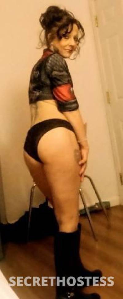 Trina 40Yrs Old Escort Toledo OH Image - 3