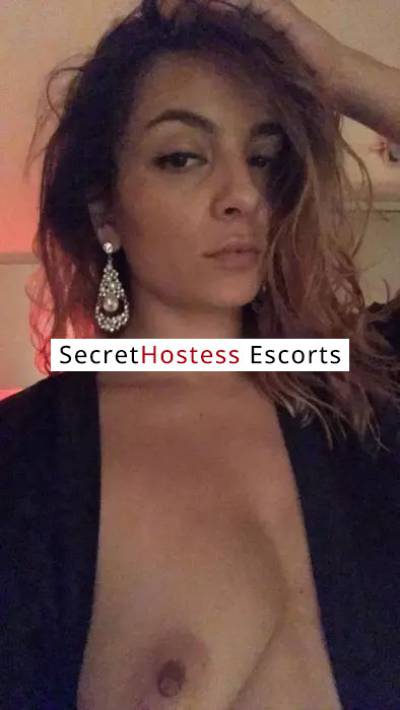 32 year old Escort in Vienna Valeria
