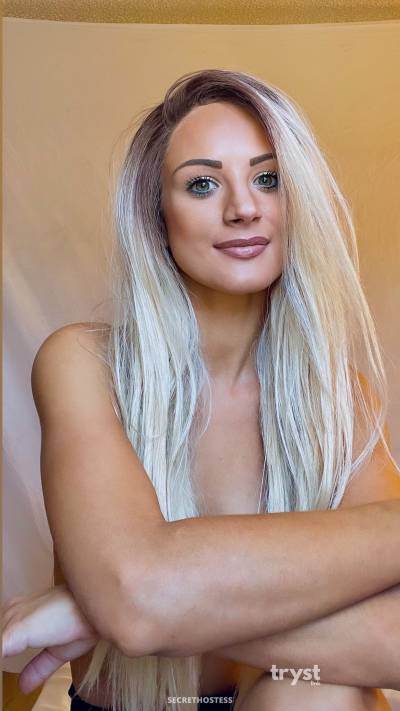 20 Year Old American Escort Las Vegas NV Blonde Hazel eyes - Image 1