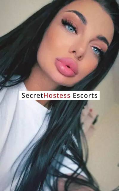 Semmi 20Yrs Old Escort 50KG 162CM Tall Budapest Image - 2