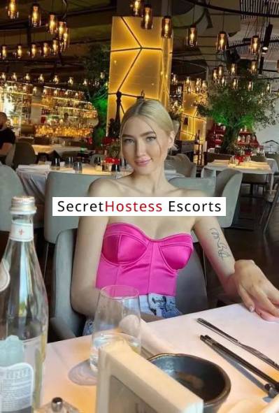 21 Year Old Ukrainian Escort Split Blonde - Image 1