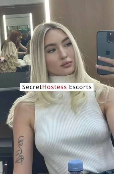 21 Year Old Ukrainian Escort Split Blonde - Image 2