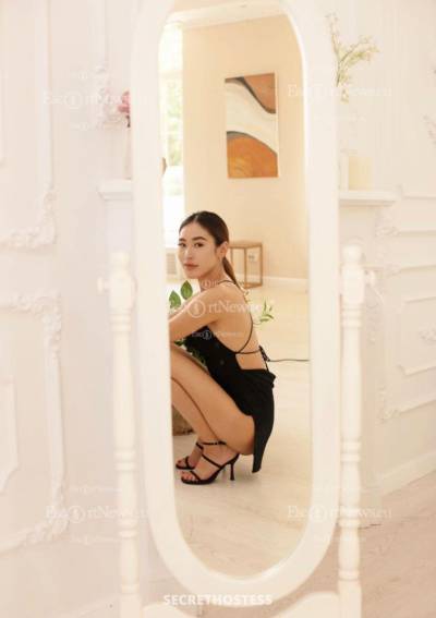 22 Year Old Asian Escort Doha - Image 2