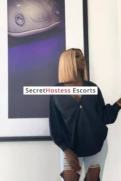 25 Year Old Escort Lekki - Image 2