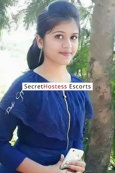 25 Year Old Indian Escort Bangalore - Image 2