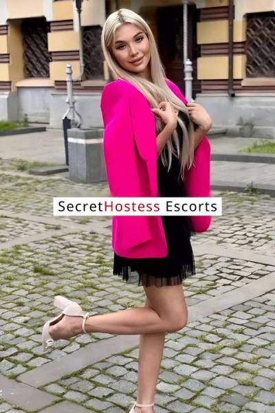 25 Year Old Ukrainian Escort Belgrade Blonde - Image 2