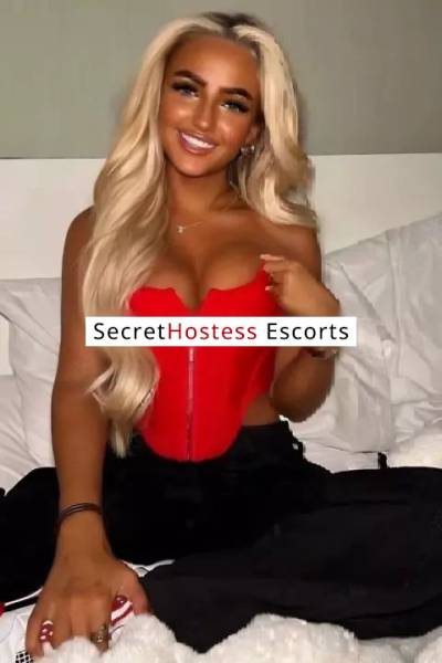 25 year old Ukrainian Escort in Budapest Viva