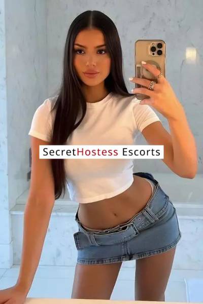 26 Year Old Canadian Escort Hong Kong - Image 1