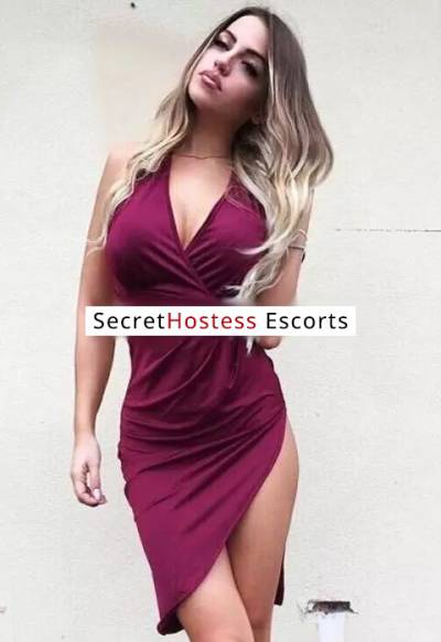 26 year old Escort in Edmonton Seeking Escort Companion