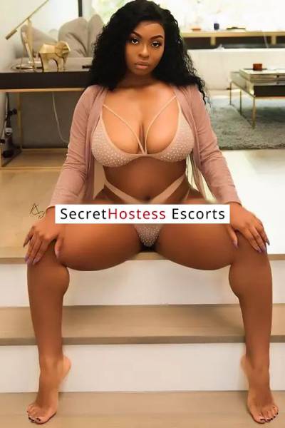 28 Year Old Dominican Escort Muscat Blonde - Image 1