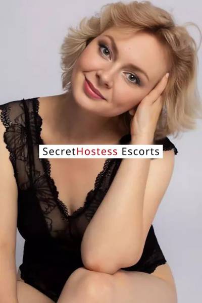 39 Year Old Czech Escort Juffair Blonde - Image 8