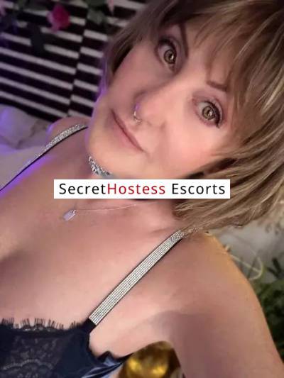 55 Year Old Escort Nashville TN Green eyes - Image 2