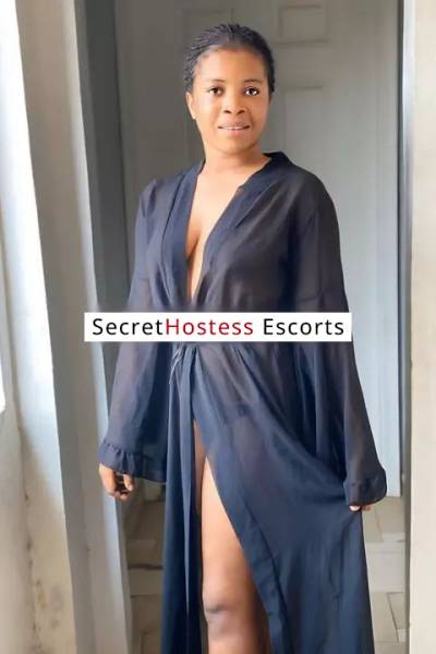 24 Year Old African Escort Accra - Image 2