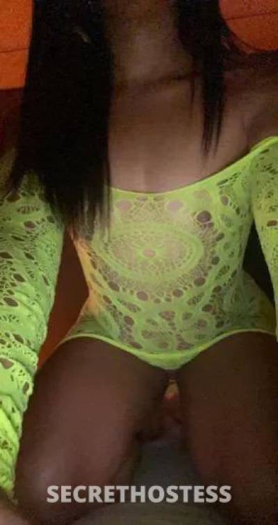  Roxy 25Yrs Old Escort Yakima WA Image - 1