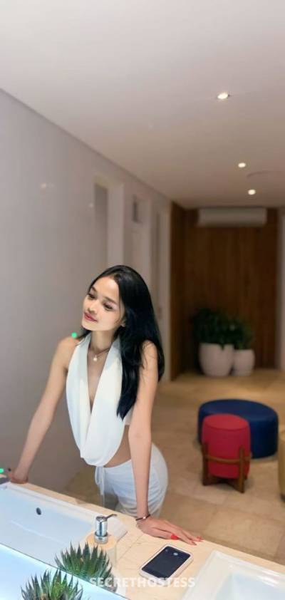 20Yrs Old Escort 170CM Tall Bali Image - 4