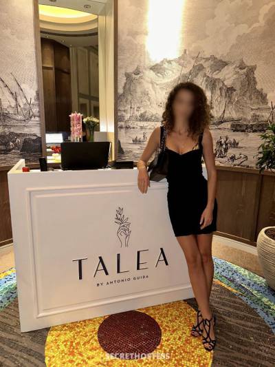 30Yrs Old Escort 172CM Tall Dubai Image - 15