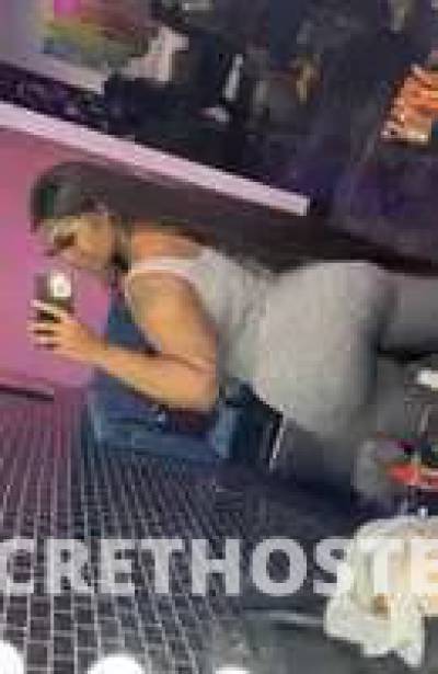 25 year old Escort in Lewiston ID xxxx-xxx-xxxDD big booty Spinner available now